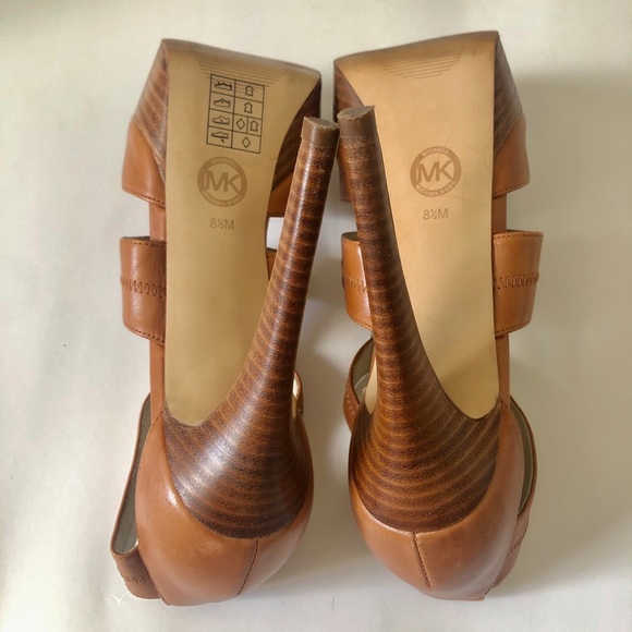 Michael Kors heeled sandal - Picture 4 of 5